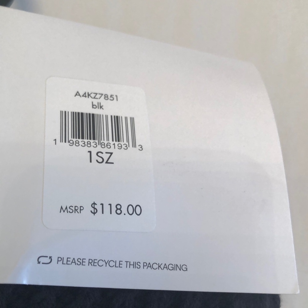 CALVIN KLEIN 2 Pc Hat & Scarf Set - Picture 8 of 13